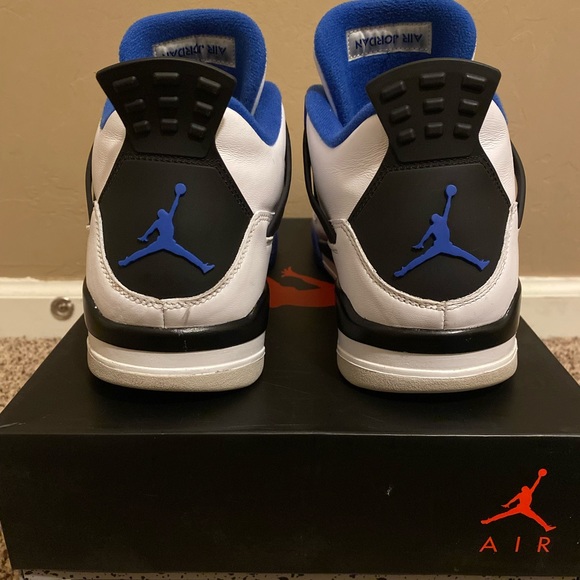 Jordan 4 “Motorsports” size 12 - Picture 4 of 5